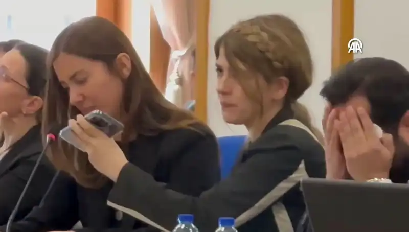 Meclis'te Duygu Dolu Anlar: Ses Kaydı Tüm Gözleri Yaşarttı