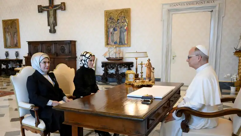 Emine Erdoğan, Papa Leo ile Gazze Konusunda Önemli Görüşmeler Yaptı