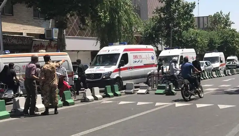 Iran'ın Güneydoğusunda Gerilim: Silahlı Saldırıda 5 Polis Hayatını Kaybetti