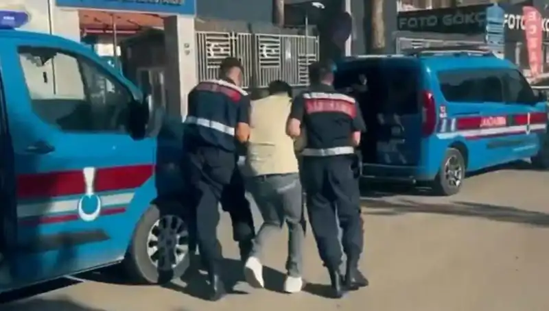 10 İlde Suç Ağlarına Darbe: 74 Gözaltı ile Operasyon