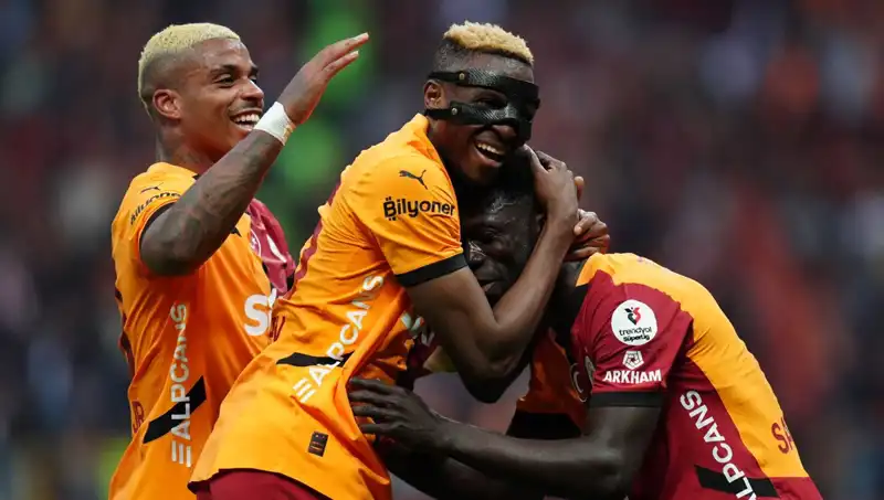 Lemina, Osimhen’in Seçimlerine Saygı Gösterilmesi Gerektiğini Vurguladı