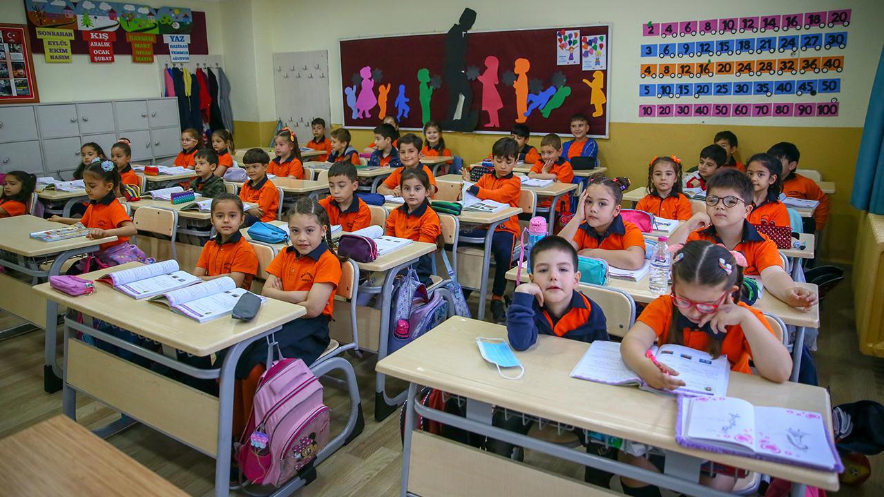 İstanbul'da Okullar Yarından İtibaren Tatil!