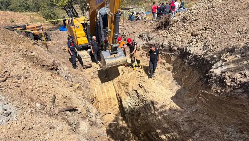 Manisa'daki Havuz Kazısında Toprak Kayması: İki Hayat Gitti