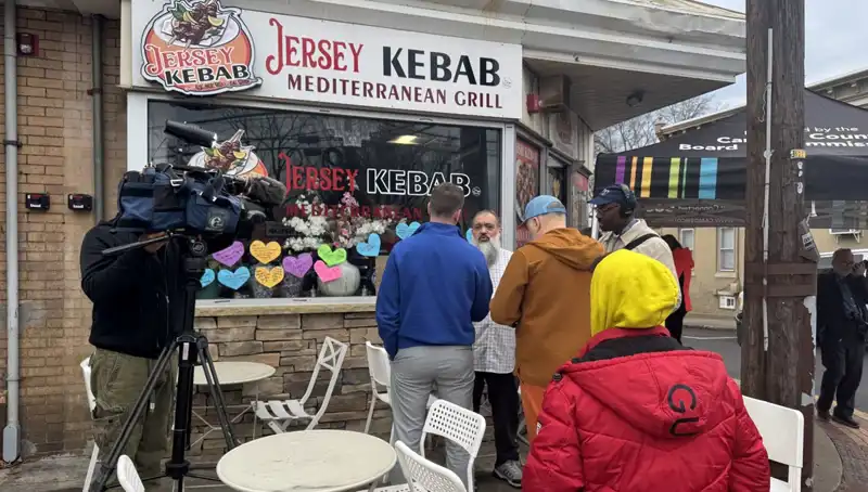 Türk Ailenin Yeşil Kart Beklentisi Gözaltı ile Sonuçlandı