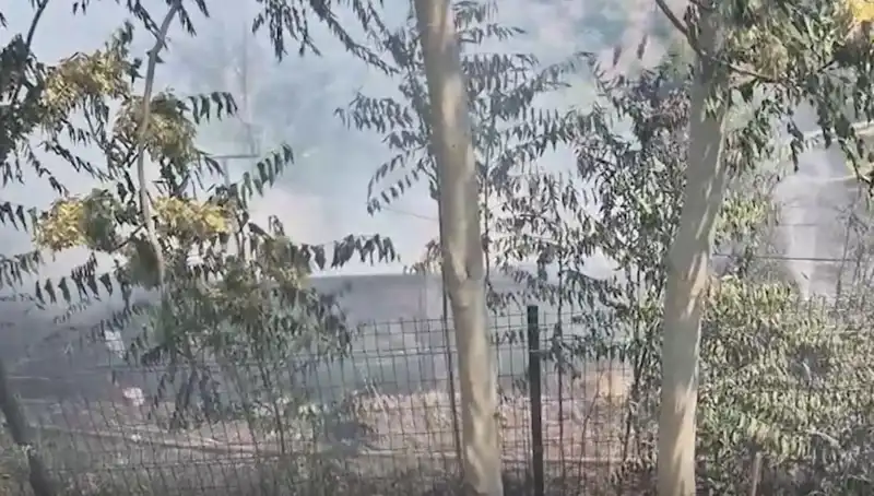 Sultangazi'de Dehşet Verici Yangın: Gecekondu Alevlere Teslim Oldu