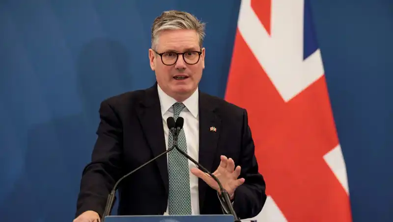 İngiltere’de Siyasi Dalgalanma: Starmer Hükümetinde Önemli Değişiklikler
