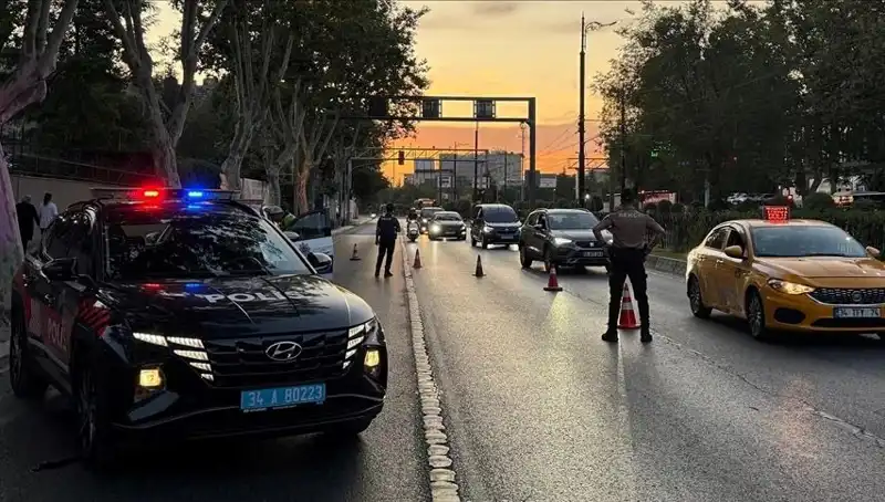 İstanbul'da "Huzur İstanbul" Uygulaması ile Yüzlerce Gözaltı Gerçekleşti