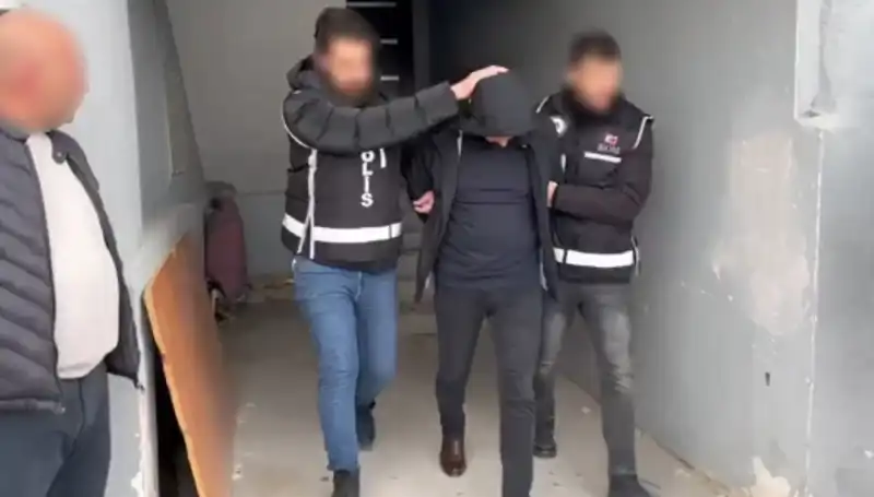 Dört İl Genelinde Büyük Operasyon: Çetelere Şok Baskın!