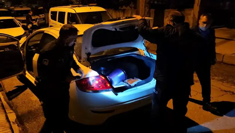 Polisten Kaçan Sürücüye 7 Yıl Ehliyet Cezası: Olayın Perde Arkası!