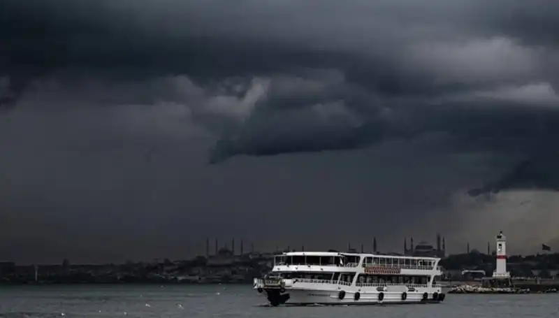 İstanbul'da Barajlar İçin Umut Dolu Günler: Sağanak Yağış Kapıda!