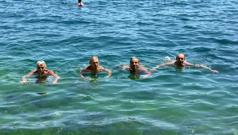 Sıcak Havanın Etkisi: Plajlar Dolu, Termometreler 36 Dereceyi Gösteriyor!