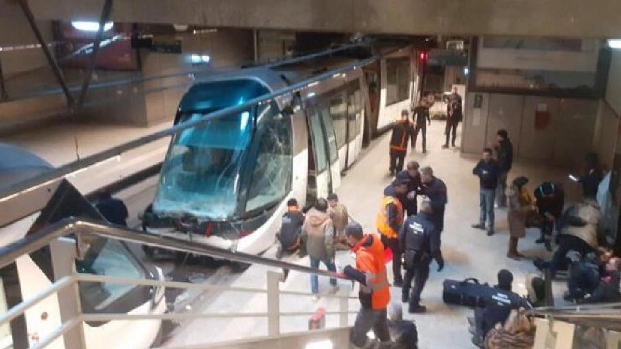Fransa'da iki tramvay çarpıştı