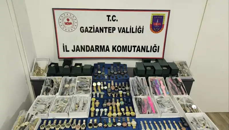 Gaziantep'te 3 Milyon Lira Değerinde Kaçak Saat Operasyonu Gerçekleştirildi