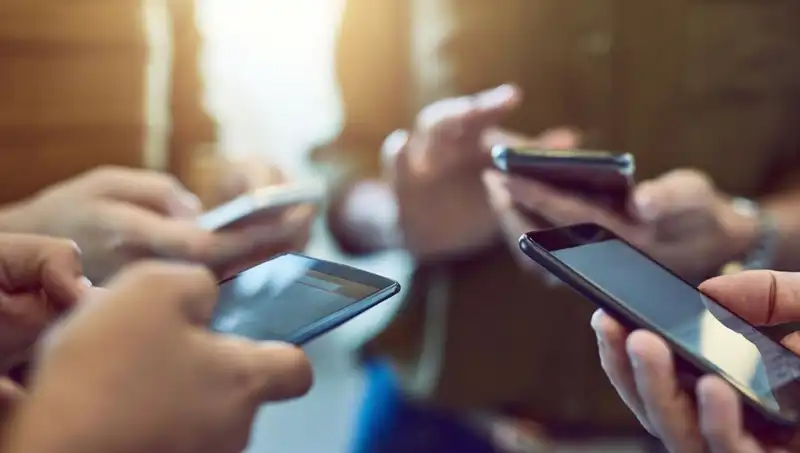 Oppo A5 Pro 4G: Uygun Fiyata Güçlü Performans Sunuyor