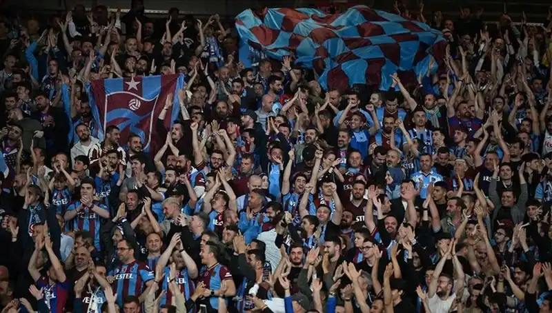 Trabzonspor-Galatasaray Derbisi İçin Biletler Satışa Çıktı, Kaos Bekleniyor!