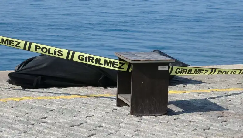 Falezler Arasında Bulunan Gizemli Erkek Cesedi, Olayın Ardındaki Sır Ne?